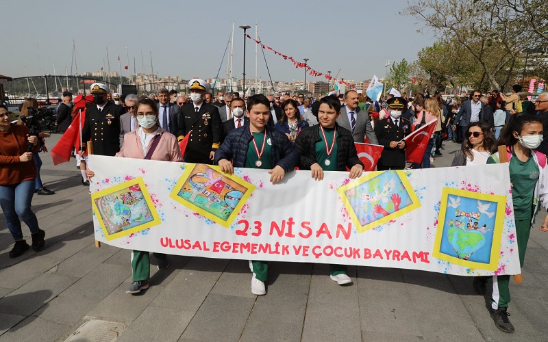 CanakkaleGovTr's tweet photo. 23 Nisan Ulusal Egemenlik ve Çocuk Bayramı Coşkusu Kortej Yürüyüşüyle Başladı

https://t.co/hNSQHmJnTZ https://t.co/BRhQyPiuZl