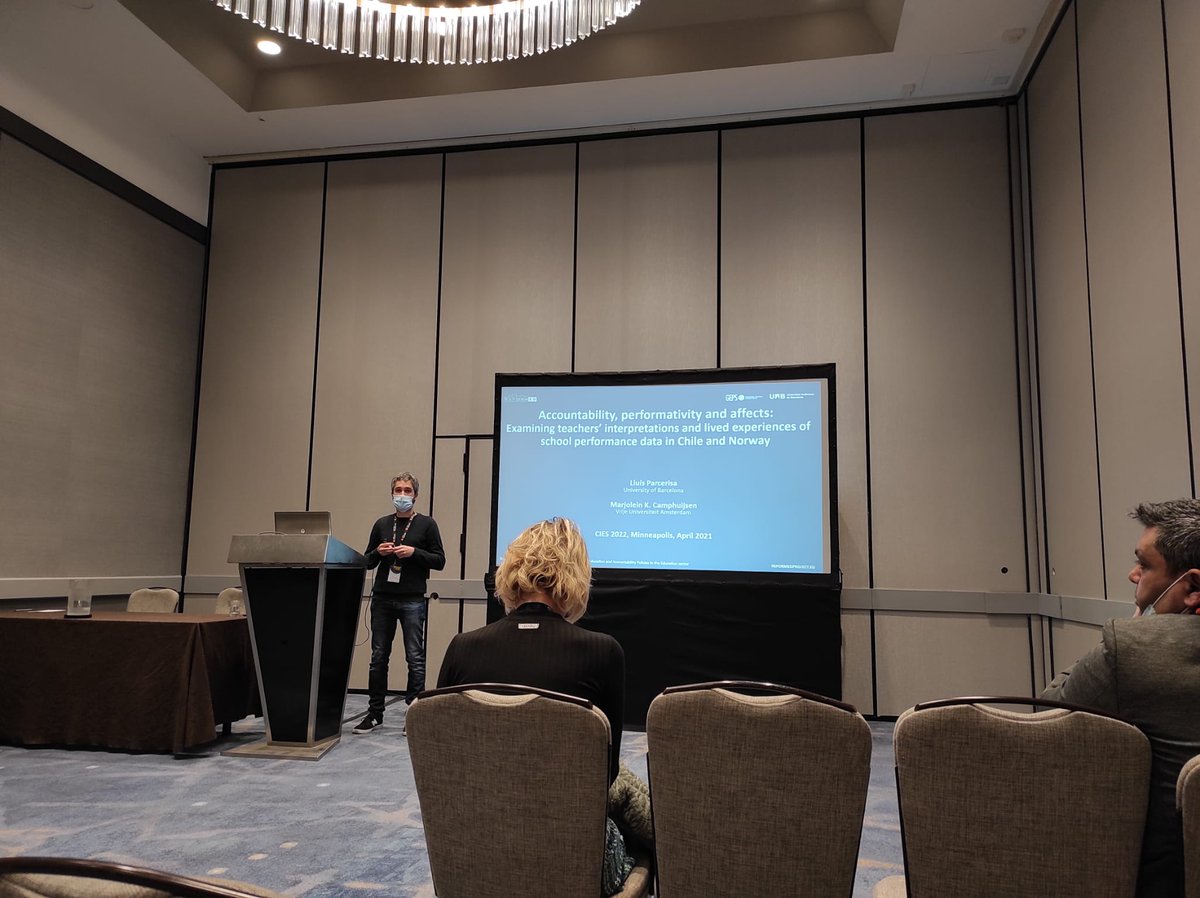 Today, <a href="/lluisparcerisa/">Lluís Parcerisa</a> presents a comparative paper studying the enactment of performance-based accountability in Norway and Chile. Key findings point out to similar performative pressure despite different accountability system designs #CIES2022