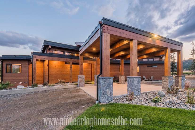 #FunFactFriday!— At @PioneerLogHomes, we build a variety of homes, such as: Full Log, Post & Beam, Timber Frame, and Hybrid fusions. If you can dream it, we can build it! What’s your favourite style? 
#PioneerLogHomes #TimberKings #Handcrafted #LogHome #TimberFrame #PostAndBeam