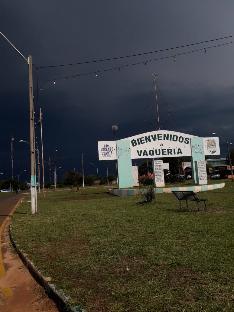 Hace un momento desde Vaqueria, departamento de Caaguazú. ⚠️🇵🇾😱⛈️
Foto de David Gómez