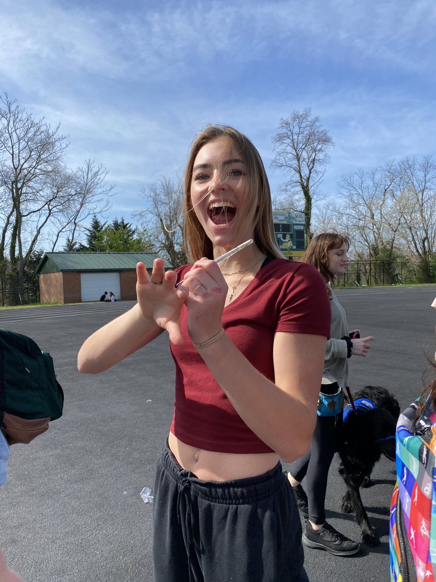 Lvhs Peer tweet media