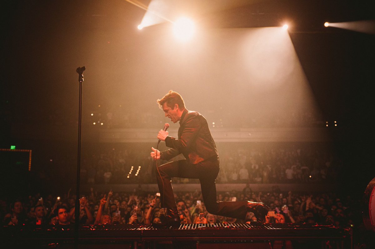 thekillers's tweet image. Well…..the Vegas shows were something else. You’ve got a lot to live up to, Mexico. ¿Estás Listo?