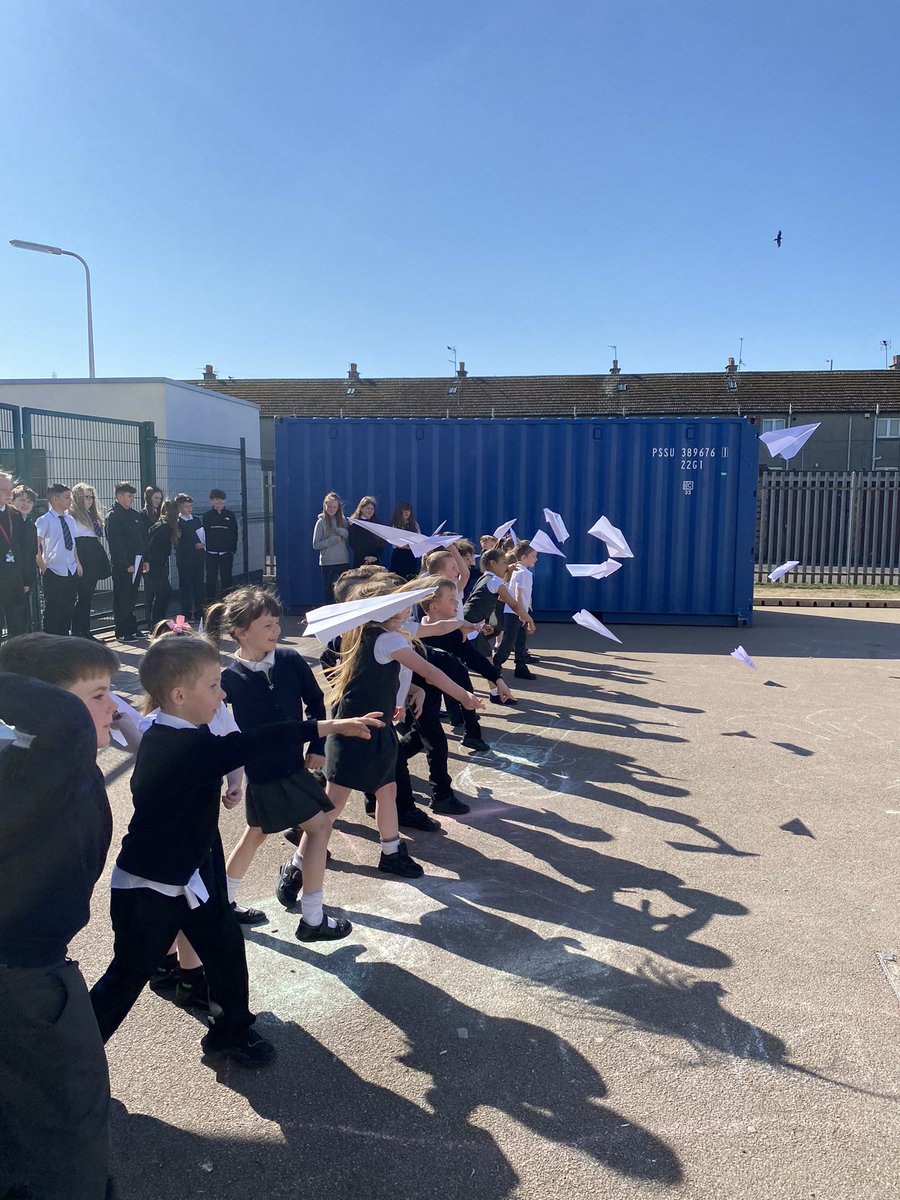 St Clement's P2 tweet media