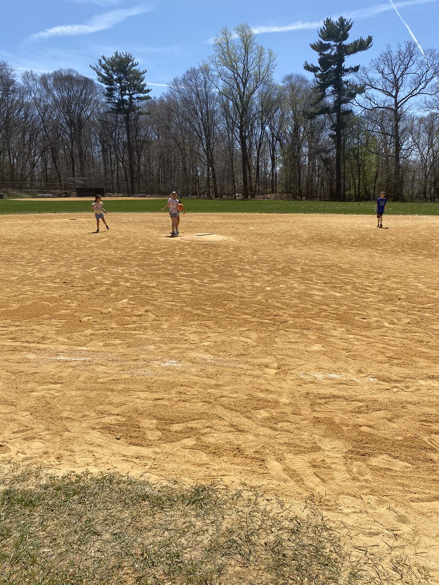 Karen Ermer tweet media