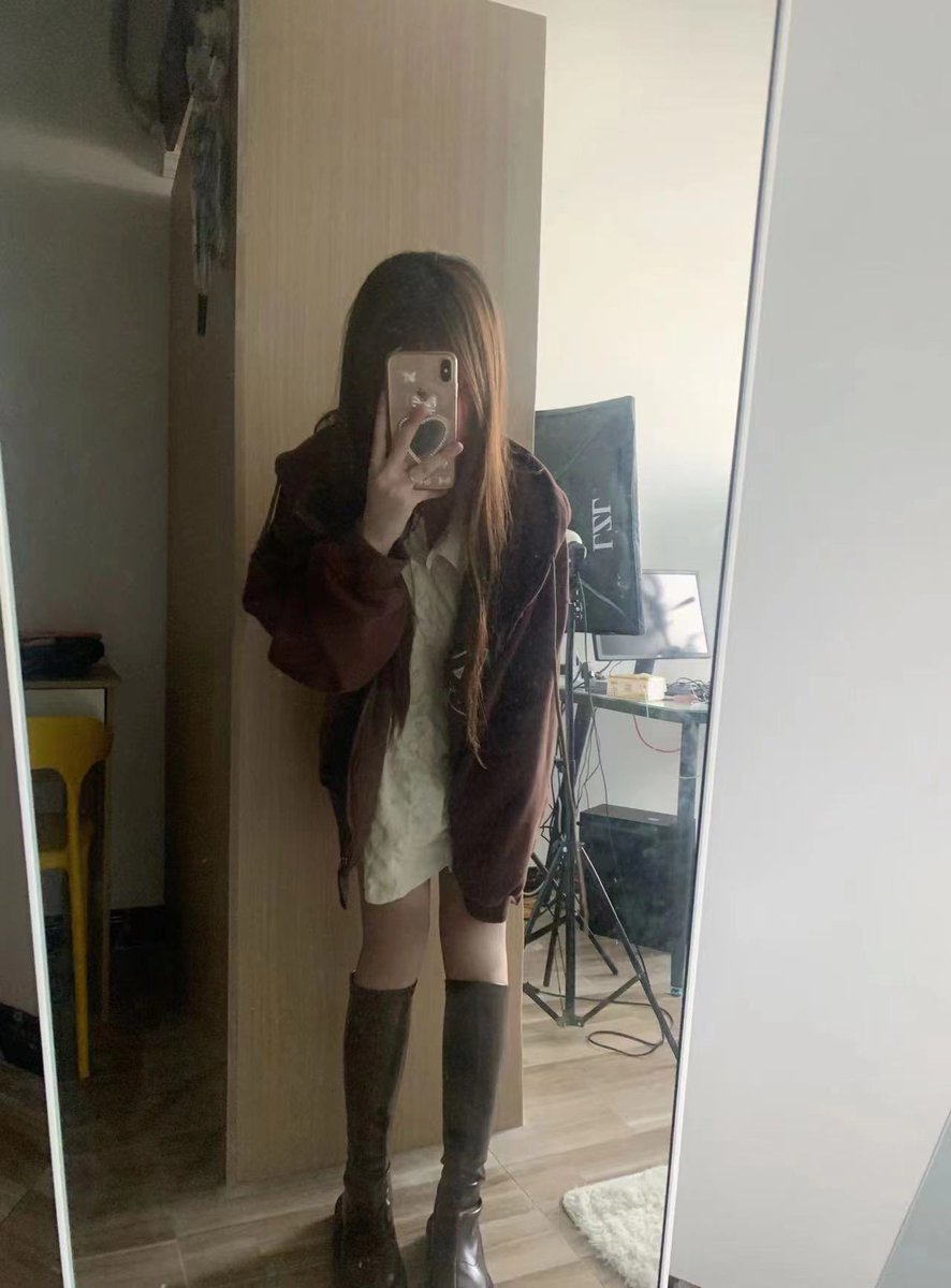 hefeinvpu's tweet photo. 好孤獨😔 #原味丝袜 #女僕裝 #陪玩 #女仆 #足控 https://t.co/CihGyMB0jh