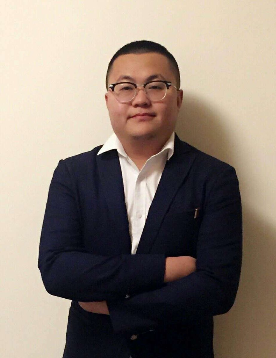 项目整体加速了，Q2发行代币！DAO起来，去中心meme进程才刚刚开始。
说话那么大声，那你去找物管啊？NMSL？

🫦转发点赞，关注下面这位屌大的bro，再抽一个屌大的送这个可爱的垃圾桶1/1。
//
“又土又狗，加速前进！”