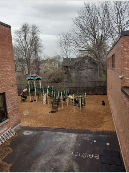 SCSDMcCarthy's tweet photo. Day 17 McCarthy Playground @SCSDMcCarthy @SyracuseSchools @syracuse_tc #SCSDLIBRARIES #SCSDREADS @IveryLauren @ms_rothman @hhogle4 @SCSDCares https://t.co/7DDUHPgliD