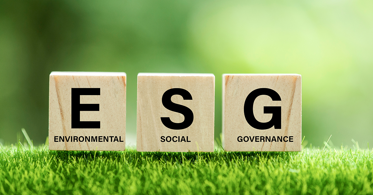 BrendaSpiering's tweet photo. Today's Earth Day is a reminder that as more firms look to develop Environmental, Social and Governance (ESG) policies, marketers must keep up with the evolving regulatory environment. https://t.co/SPBEpD4Imb #ESGMarketing #Marketing #EarthDay https://t.co/cJP2rz3TJN