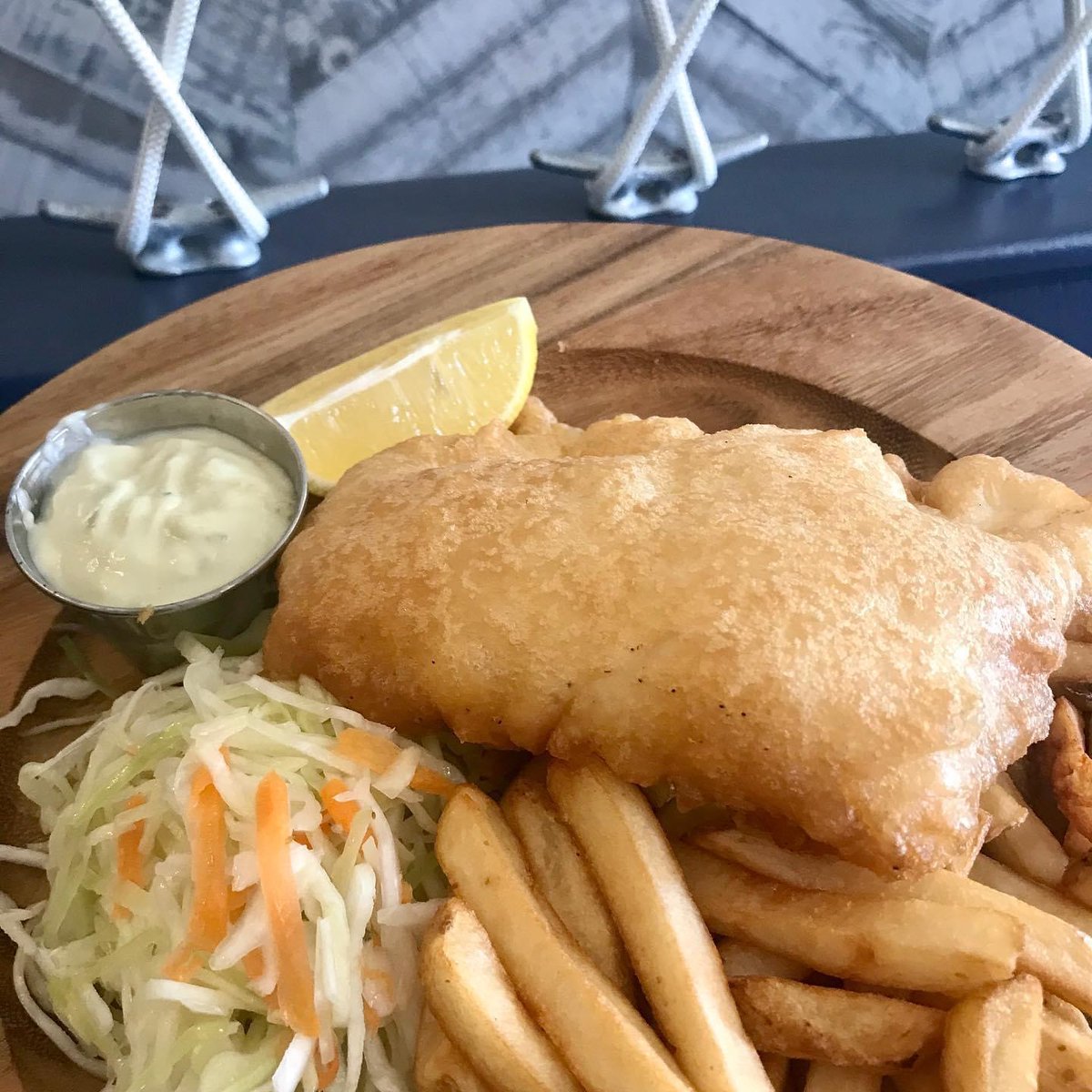 VillageofIsling's tweet image. It&apos;s Friday! Take a break from cooking. 

John&apos;s Fish &amp;amp; Chips 
5090 Dundas St. W. – Village of Islington 
416-231-3474 
johnsfishnchips.com
.

#villageofislington #villageofmurals #etobicokeeats #etobicoke #takeout #westendetobicoke #supportsmallbusiness #fishandchips