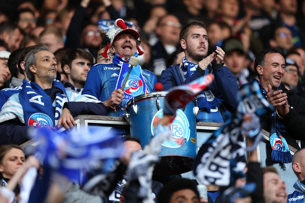 Football : la ville de Strasbourg invite 1000 étudiants pour le match du Racing face au PSG ⚽️
france3-regions.francetvinfo.fr/grand-est/bas-…