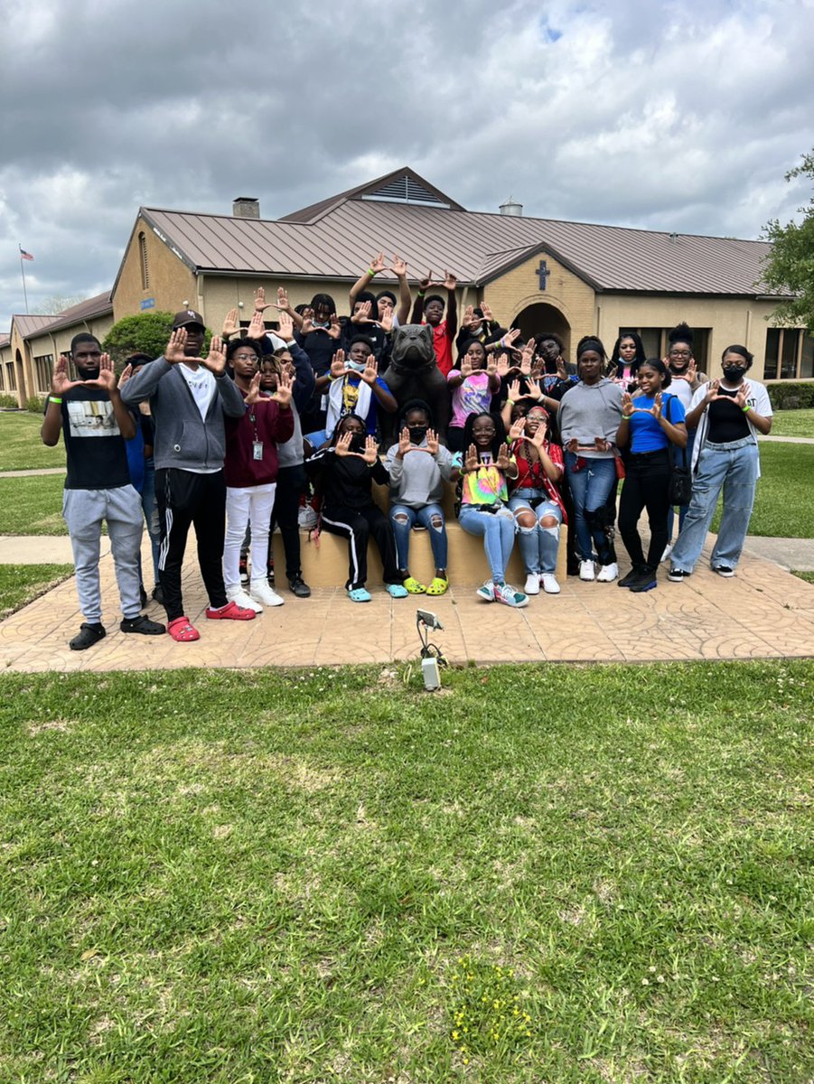 Exposure is the key! NXT Gen GEAR UP students visit @JarvisChristian #Bulldogs #HBCUs @desotoisdengage @SSS_DeSotoISD @DeSotoISDCTE @desotoisd @edpartnerships #desotoleadandlearn #collegevisit