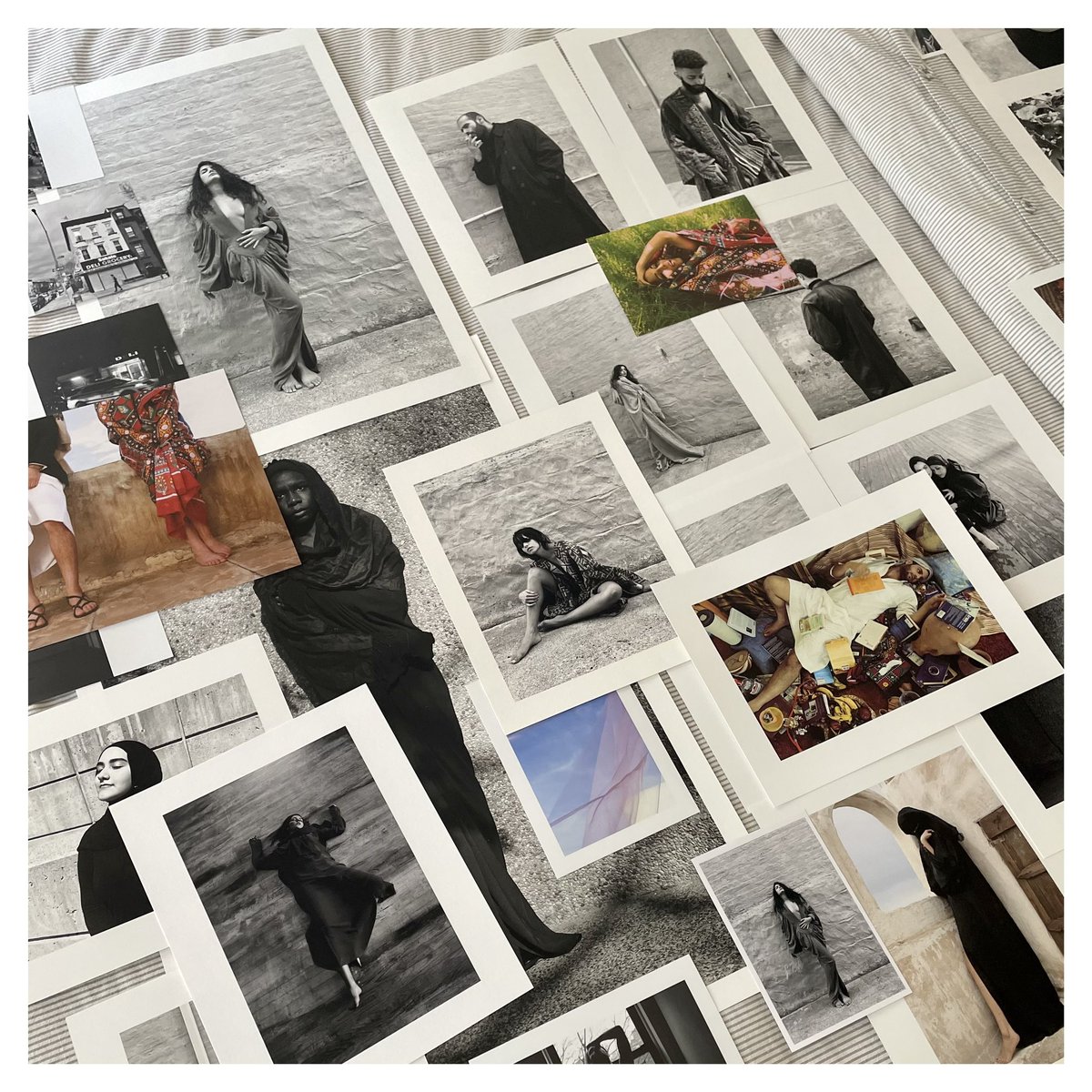ibiibrahim's tweet photo. A decade of prints and more (2010 to 2022) 

come to my open studio 🐣🤍
April 27 ▪️ 5-8pm ▪️
@LaundromatProj 

Registration Link: https://t.co/eGZMbSFogc 
#ibiibrahim #DokanNYC https://t.co/AlHOYEFLTi