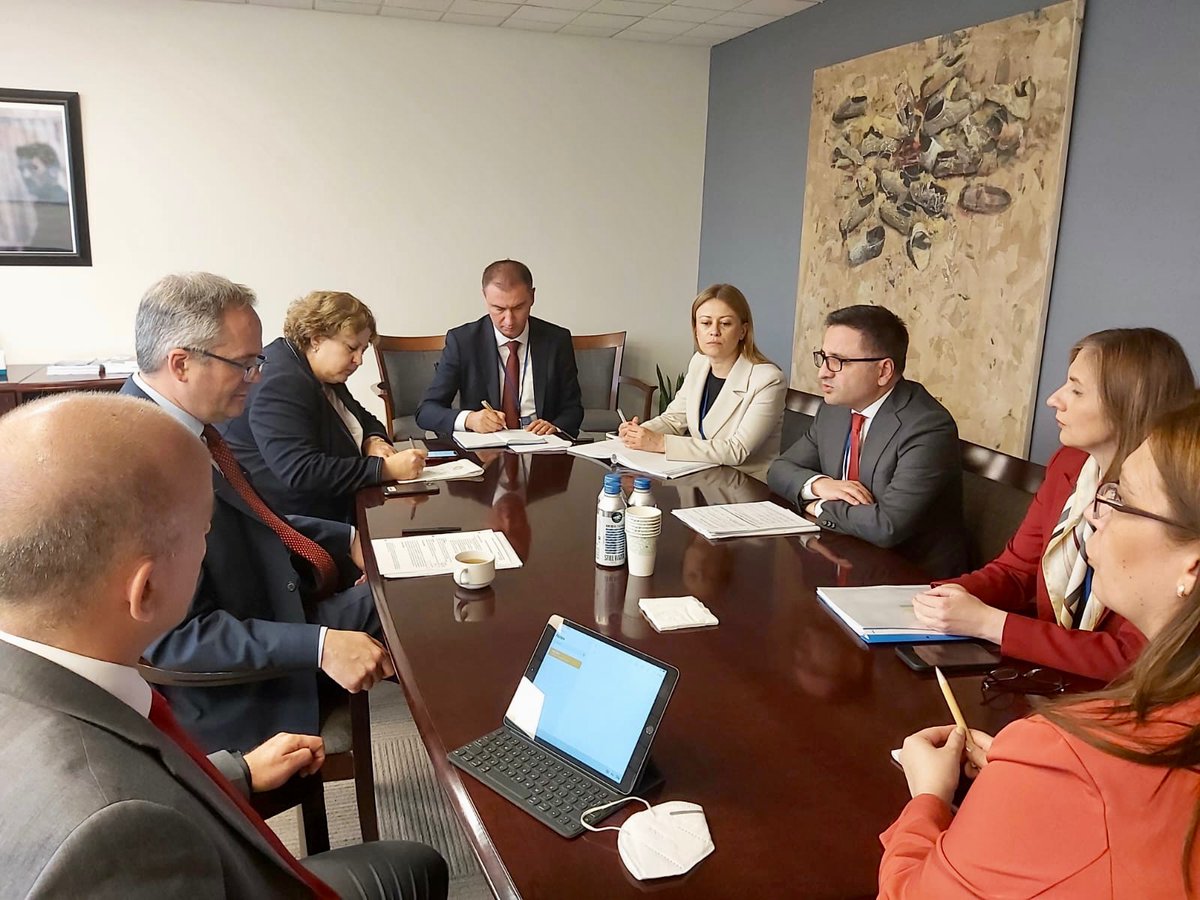 FatmirBesimi's tweet photo. Very good exchange w/ @WorldBank ED @KoenDavidse together w/ 🇲🇰 Governor Anita Angelovska-Bezoska. The continuous support received from the @WorldBank &amp; the #CPR19-23 are highly valued by 🇲🇰. Analyzed the energy crisis effects &amp; the medium-term economic growth plan. https://t.co/H40yPc1Jbw