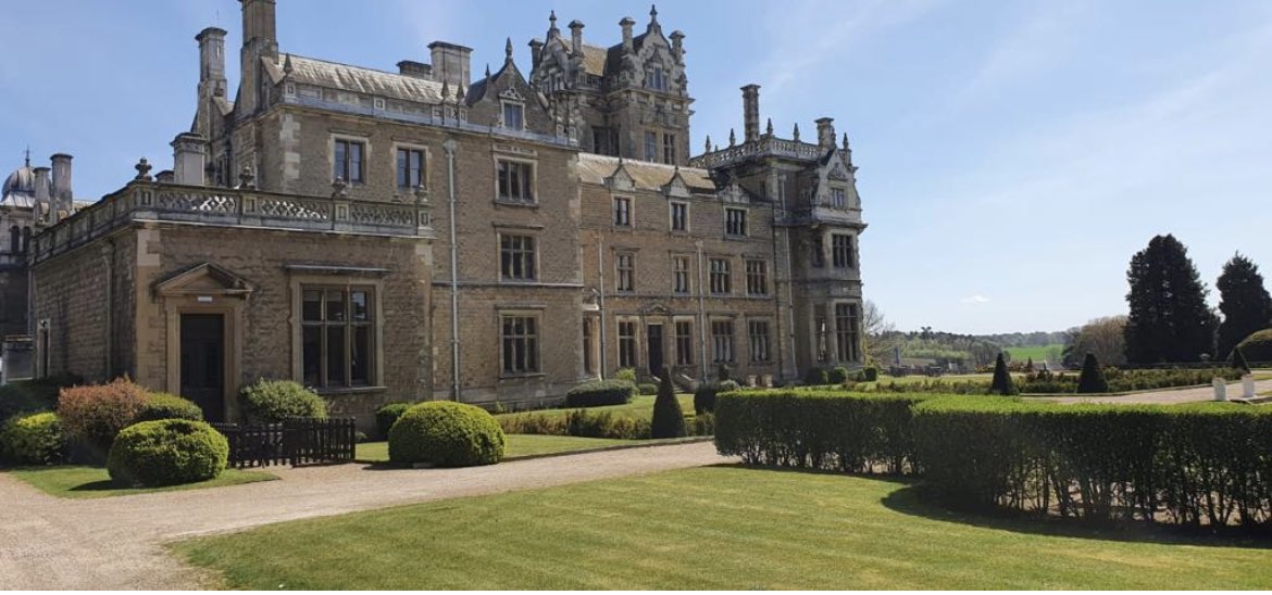 Today's delivery was at one of Nottinghamshire's most important houses @warnerhotels Thoresby Hall Hotel. Another delighted client with #TeamDAR Many Thanks to @TAGukltd and Michael Bradley for all your support !