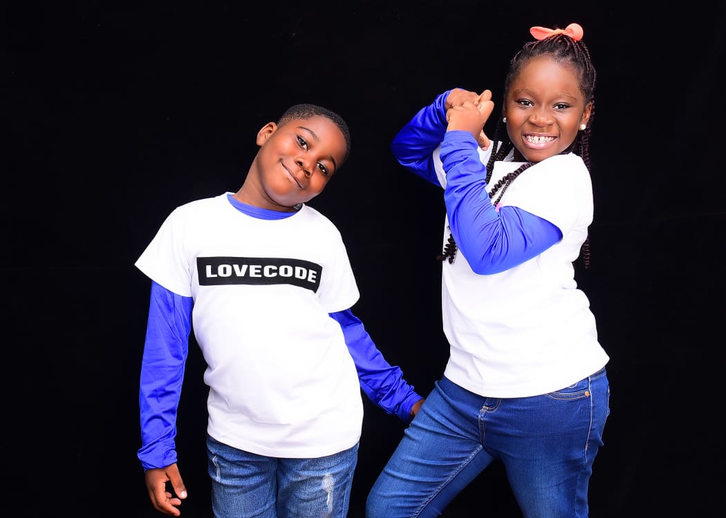 Mighty_lovecode's tweet image. From the youngest of ages, playing dress-up is the perfect way to fit into who you want to be that day.

Contact +233543365912 for purchase 
Brand - @mightylovecode 

#mightylovecode #nolove #nocode #childrentshirt #children #kids #brand #clothing #clothingbrand #madeinghana