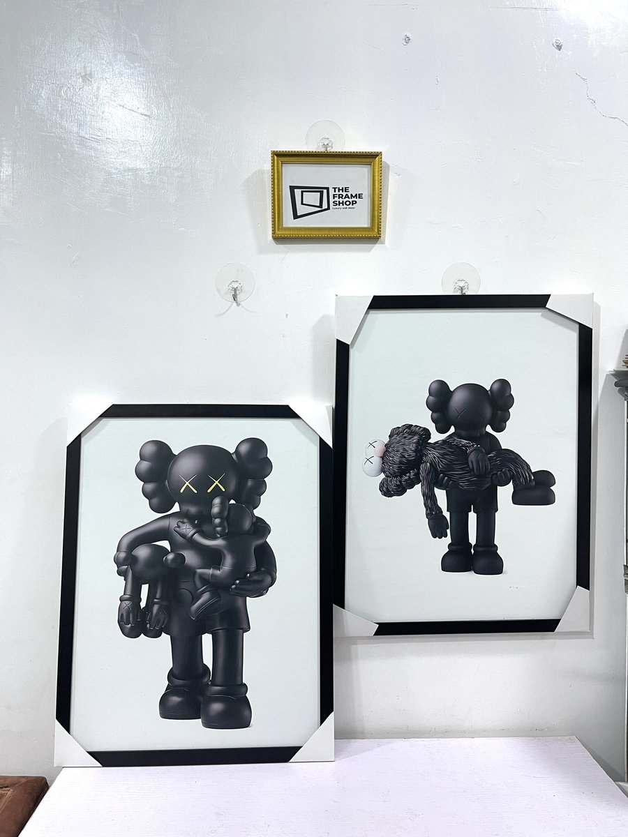 Theframe_shop's tweet photo. @aproko_doctor I sell printed artworks in different sizes. You can also customize with personal pictures or prints, please check out my page on IG: @theframe_shop. WhatsApp: 08168672880 🧡 https://t.co/pz19aByPxM