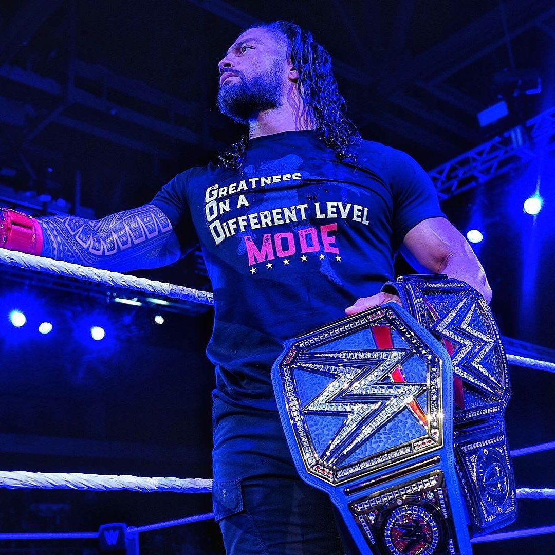 ProWFinesse's tweet photo. Roman Reigns has finally reached 600 days as the Universal Champion.

He's having one hell of a run. https://t.co/tjUFuncjDf