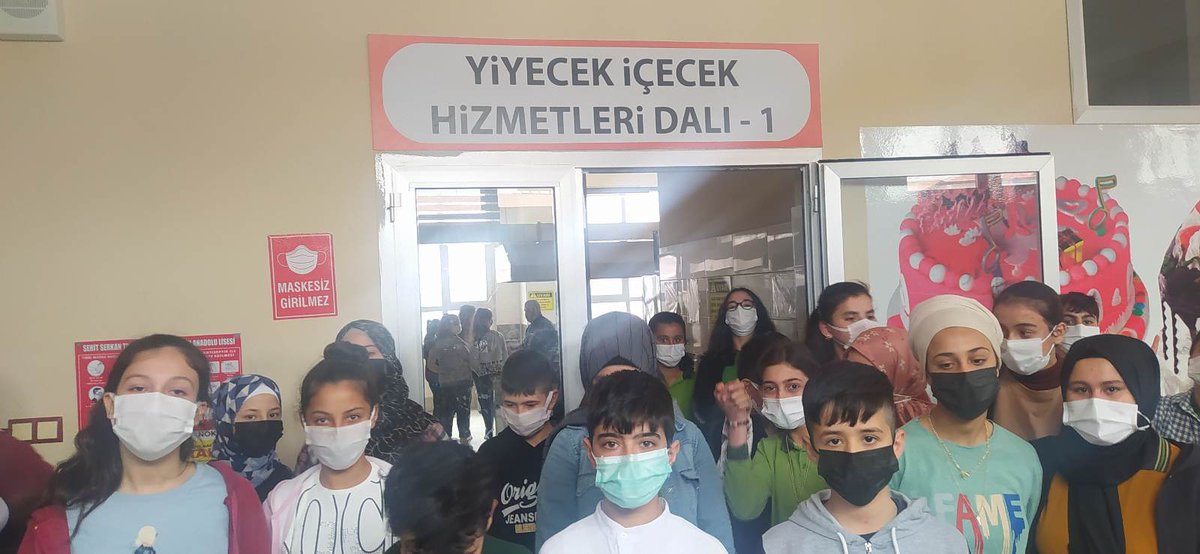 Ctinaztepeoo's tweet photo. Okulumuz 8. Sınıf öğrencilerinin meslek lisesi ziyaretleri devam ediyor. https://t.co/aa19gwtPaX