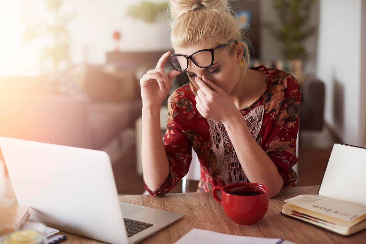 Remote/Hybrid Work, Screen Time And Applications Have Stolen Your Ability To Think Creatively. Insights On How To Get It Back dlvr.it/SNKvNL | <a href="/Forbes/">Forbes</a> #SmallBusiness #Entrepreneurs #Forbes