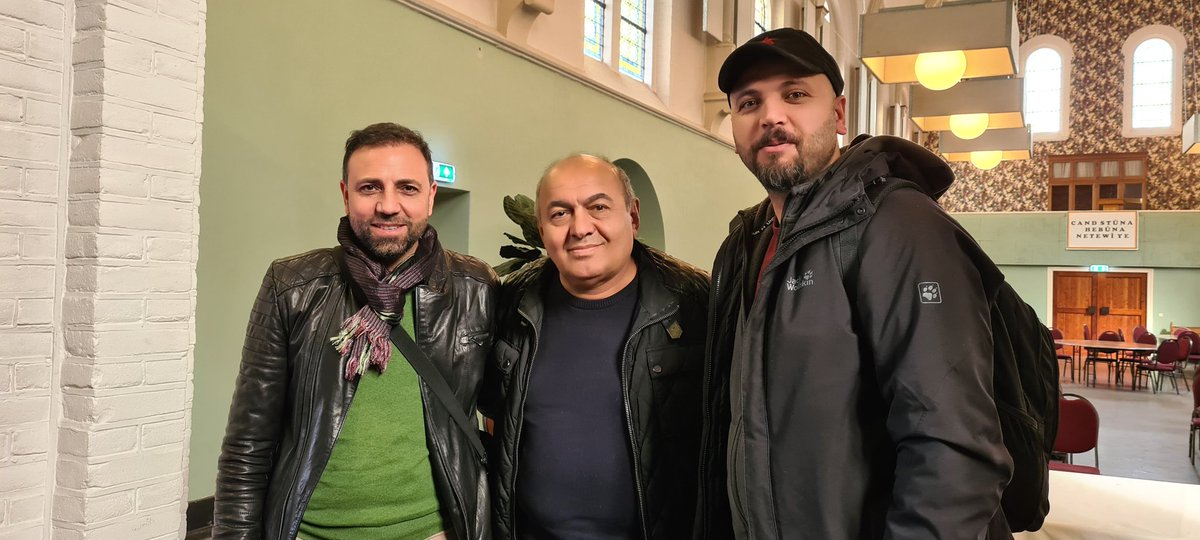 BerbangHilat's tweet photo. 7 Emîn Konferansa Tev-Çand ê
Hate li Darxistin
#TevCand https://t.co/3gnMDgSPUM