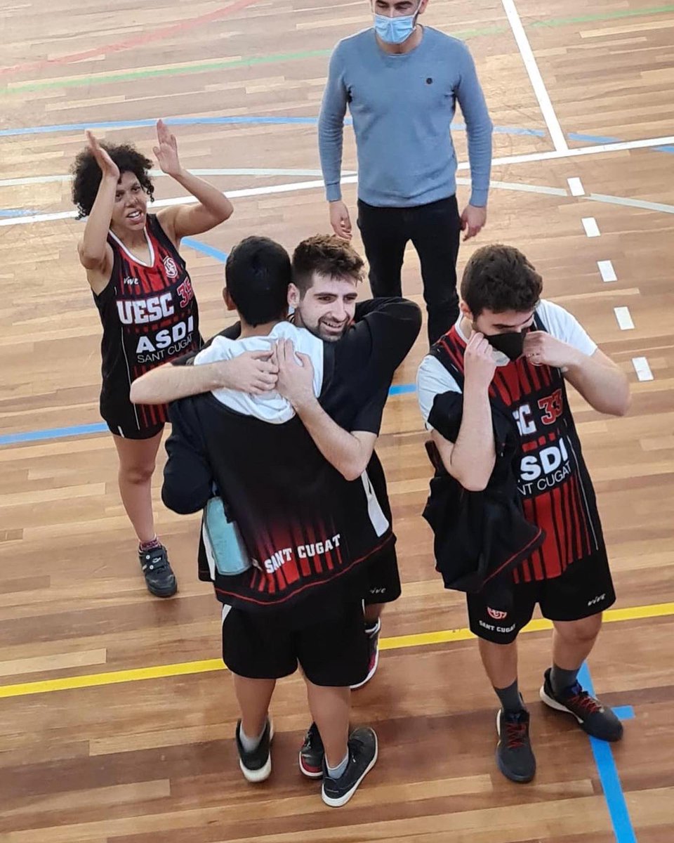 UESC_SantCugat's tweet photo. RESULTAT #UESCASDI • UESC ASDI 40-29 ASPROSEAT🏀
Martina🗣 “Victòria coral marcada per la defensa, el bon moviment de pilota i la contribució de cadascun dels jugadors per emportar-nos el partit. Felicitar als nostres nois i seguim treballant per millorar🏀” https://t.co/Wacx0oUQ0s