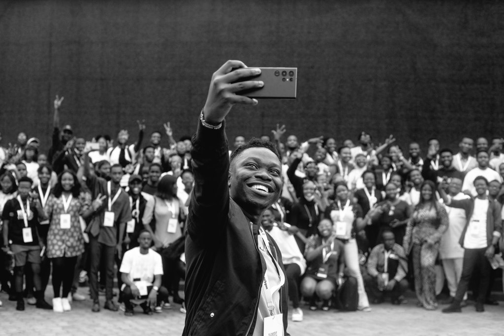 Samson_Goddy's tweet image. Same location but two years apart. 

 “Alone, we can do so little; together, we can do so much” – Helen Keller.

#oscafest22 #oscafest