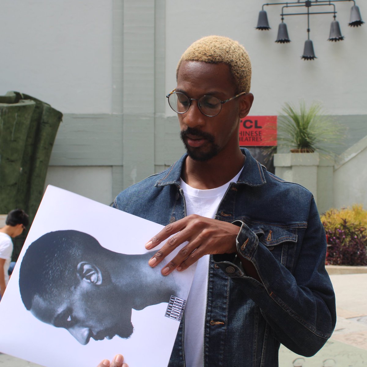 BEEISTHEFUTURE (@beeisthefuture) on Twitter photo 