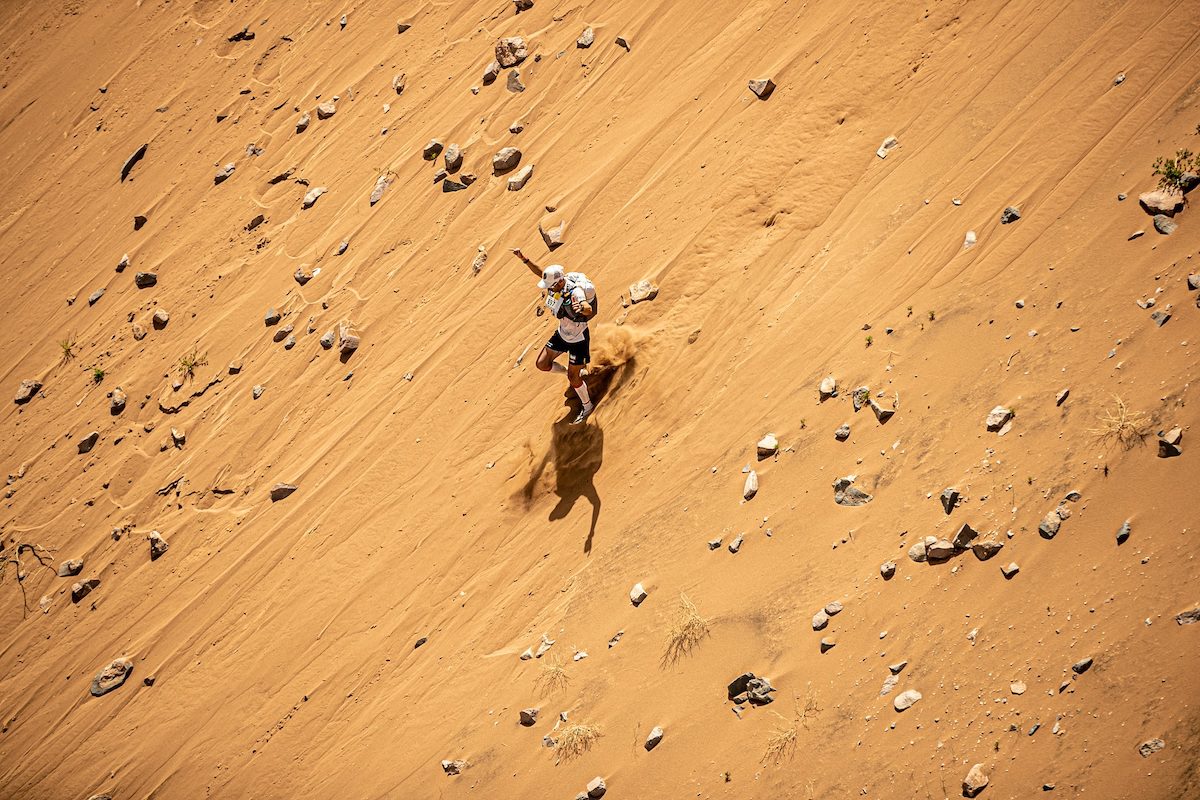 SpeeritTeam's tweet image. #TrailRaces #TrailRunning #desertrunning “Desert Hell” hits the Marathon des Sables for stage 2 dlvr.it/SNKxXC @CanadianRunning