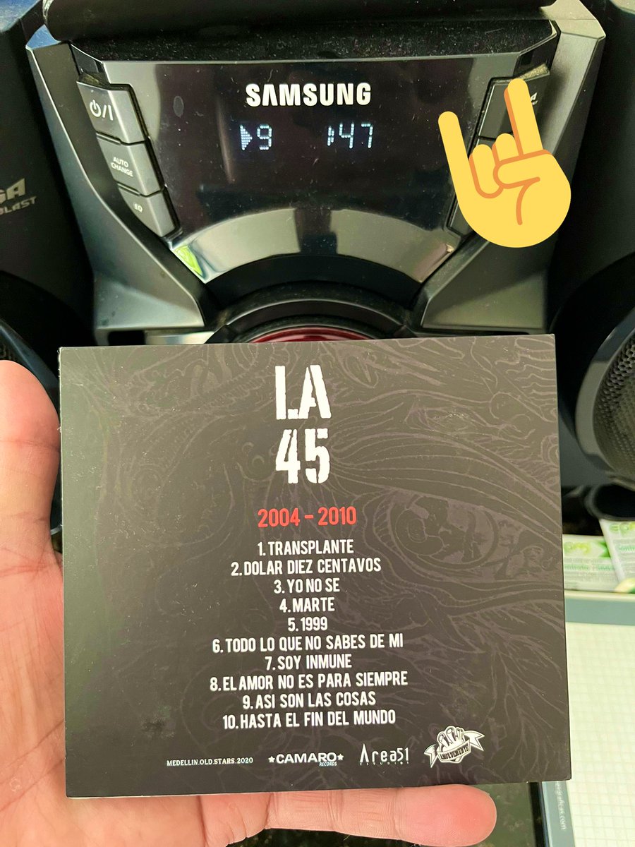 f13devil's tweet photo. Despertando. @la45music @MartinezVox https://t.co/MD1dZinK2E