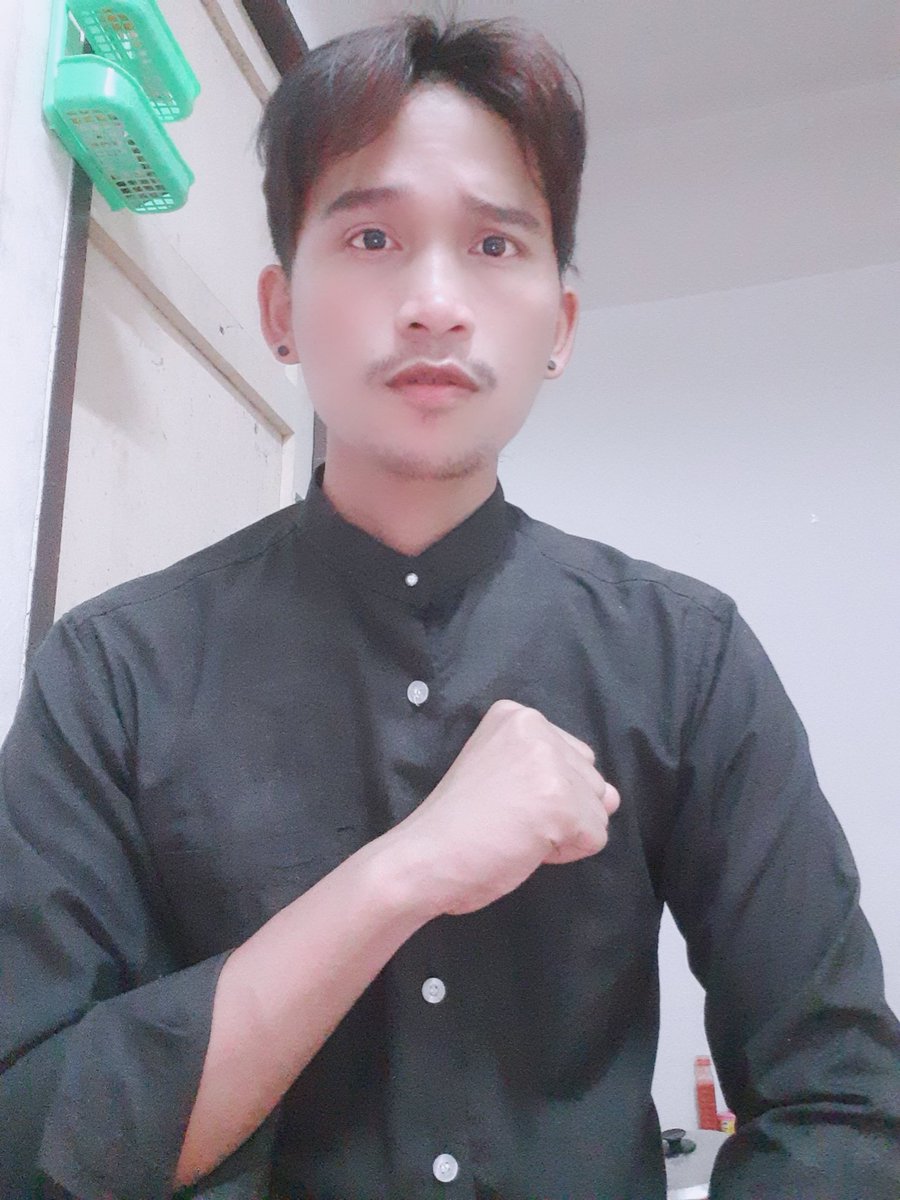ChitMin71416612's tweet photo. ငါ့ကို ခ်စ္မွ လာခ်စ္ပါ https://t.co/rOcjxnHTc2