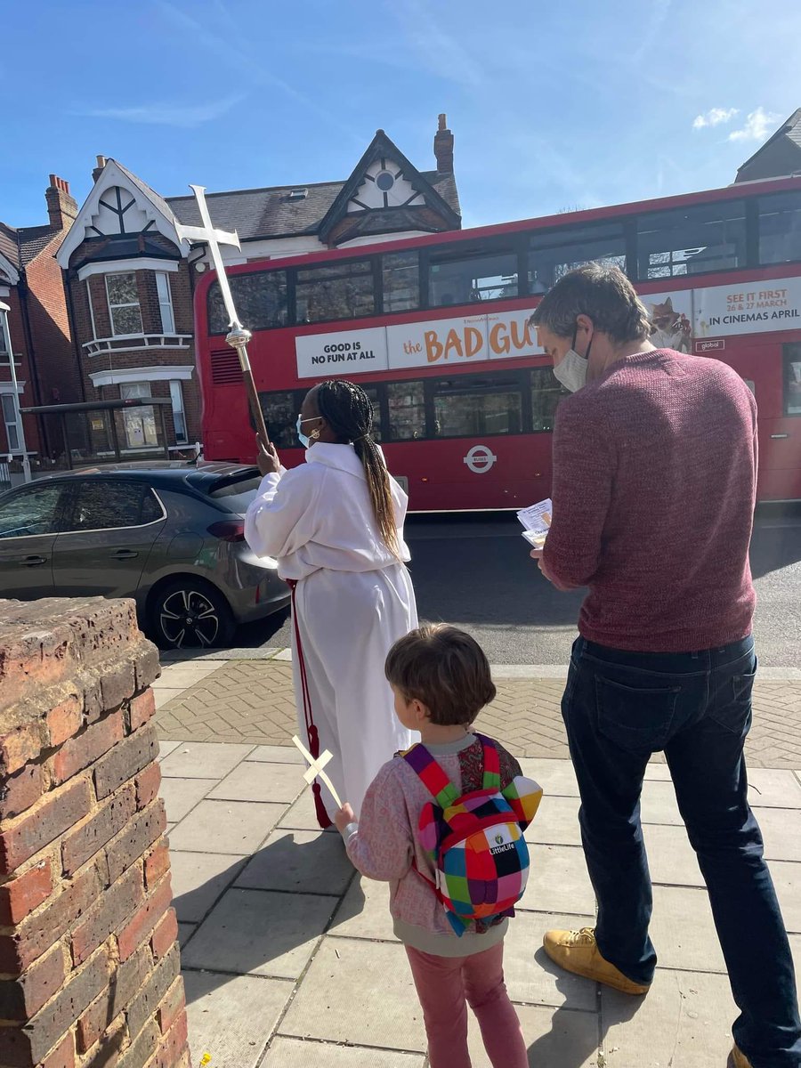 Wonderful start to Holy Week today with our All-age Eucharist for Palm Sunday starting with a procession along Brockley Rise and Herschell Road #HolyWeek2022 #PalmSunday2022 #SE23