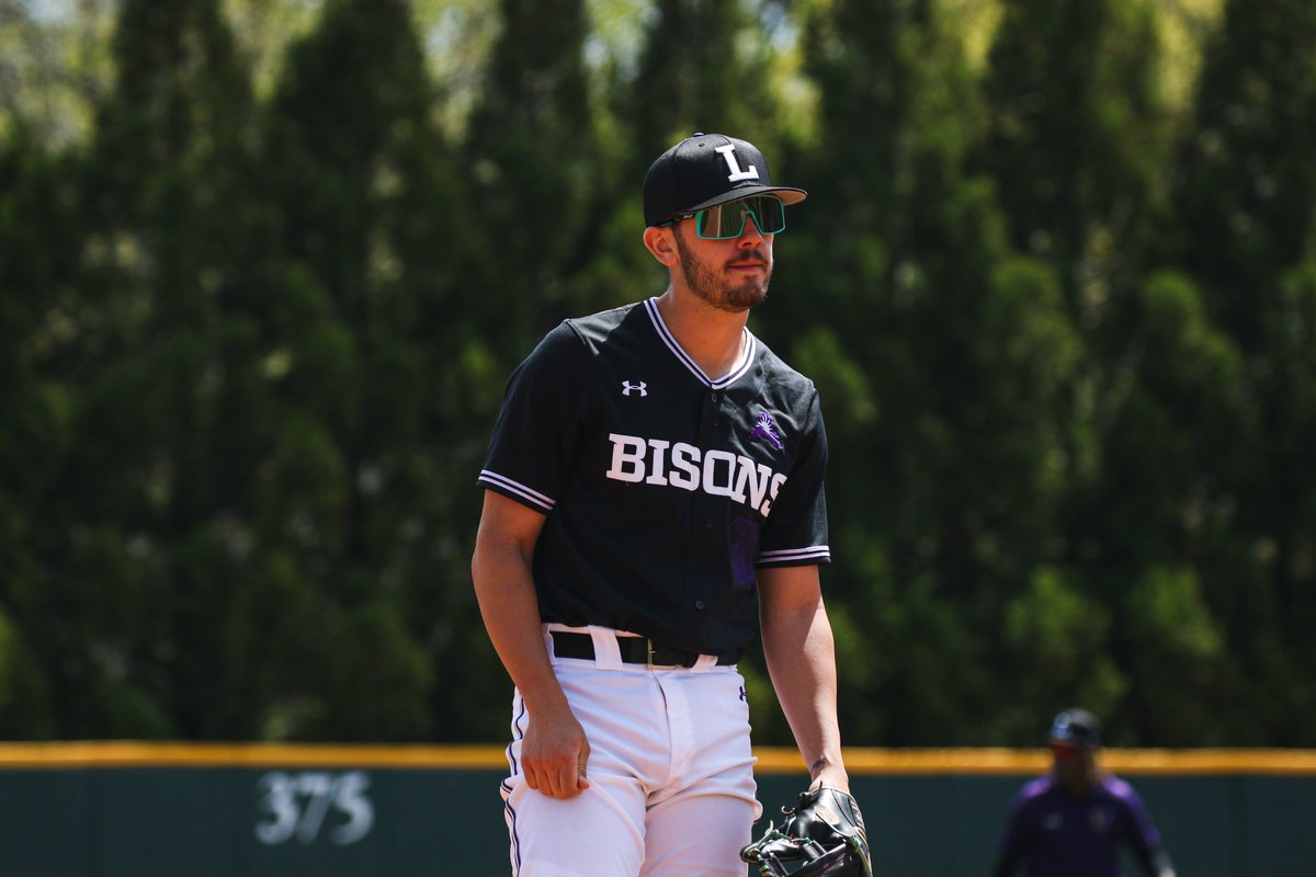 BisonBaseball's tweet photo. Feels like a great day to go for a sweep 🧹

#IntoTheStorm⛈️ | #HornsUp🤘 https://t.co/njaDSrHQoz