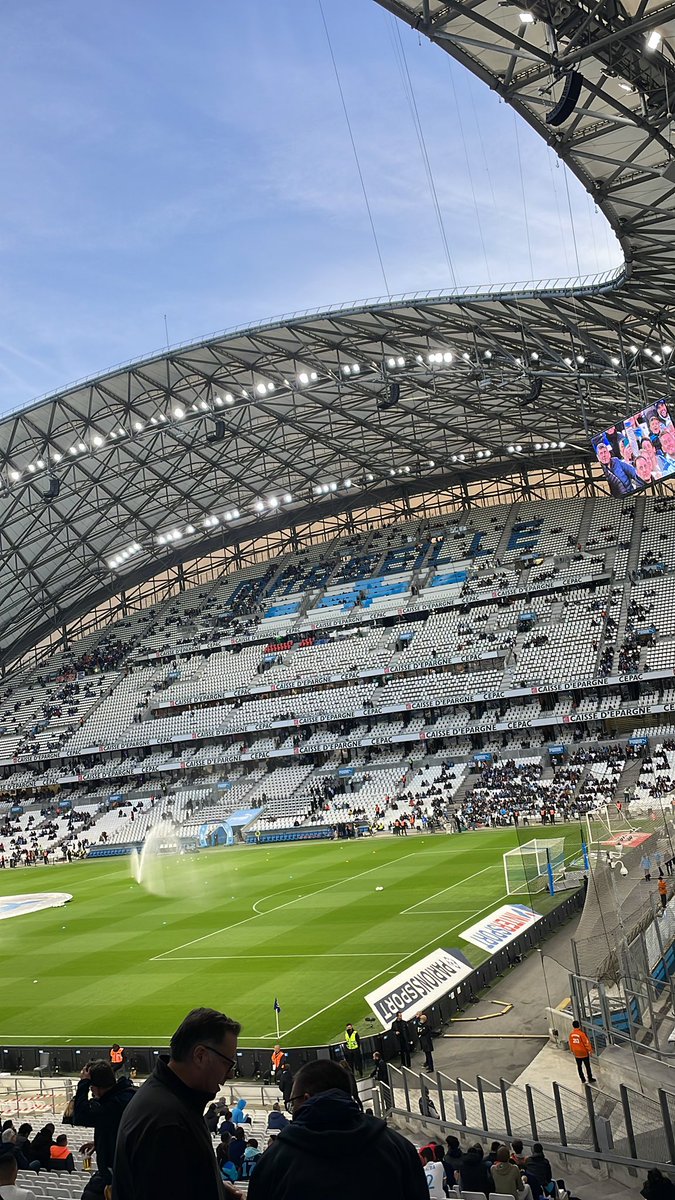 teambohen34's tweet photo. #monommhsc πΆπ· aller paillade πΆπ· on est lΓ @MontpellierHSC https://t.co/kGumgPHBFI