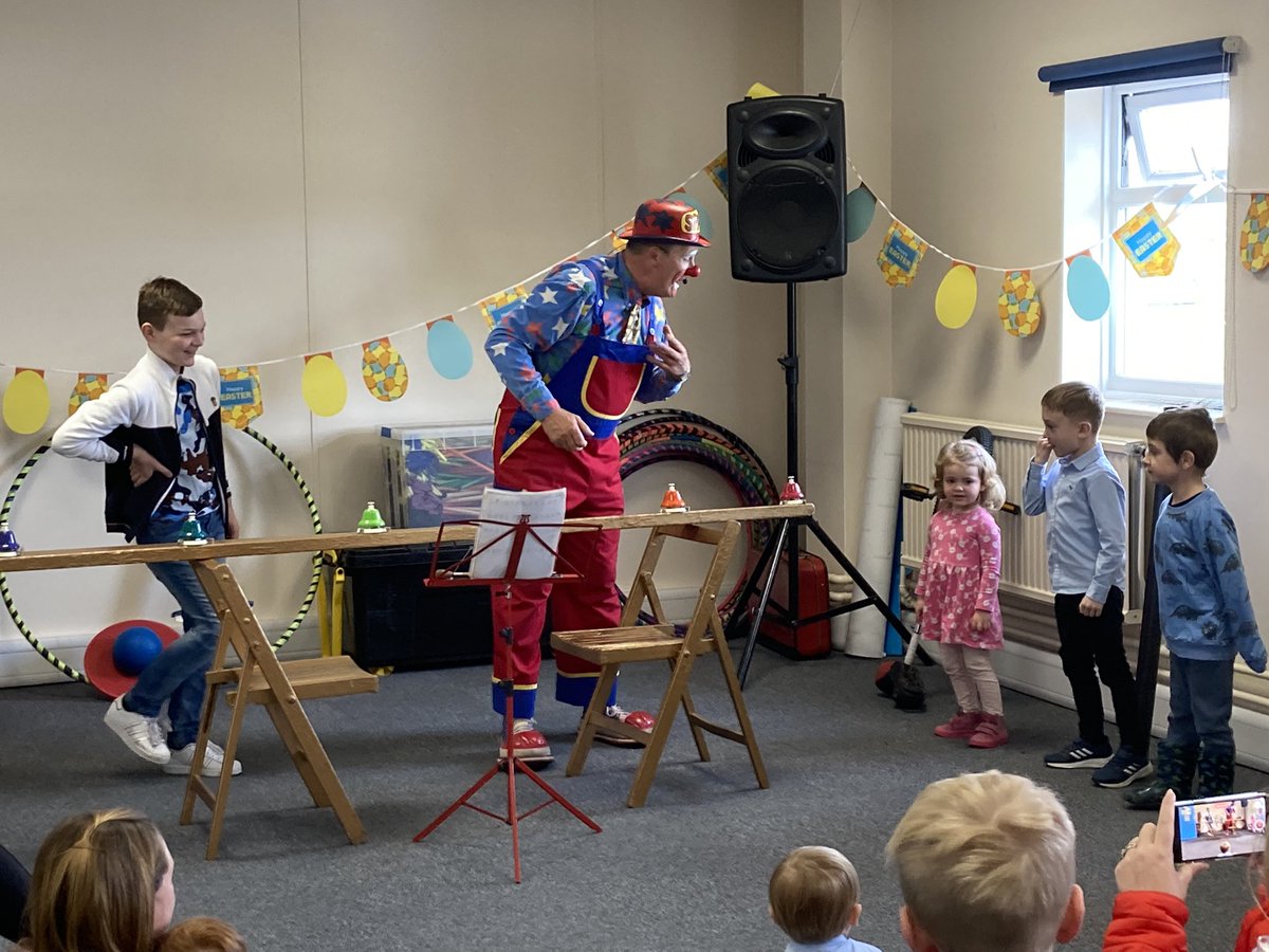 KathPlymDep's tweet photo. Great start to the Easter Holidays with our children party for our depot @CoopColleagues‘ children.   
A great time was had by all.

Thanks to @SpanglesTheClown for a fantastic show and also @KDemellweek Kelly &amp; Alex for their help.     

#EasterParty 
#Fun 
#Games 
#EggHunt2022 https://t.co/jFX90KxwG4
