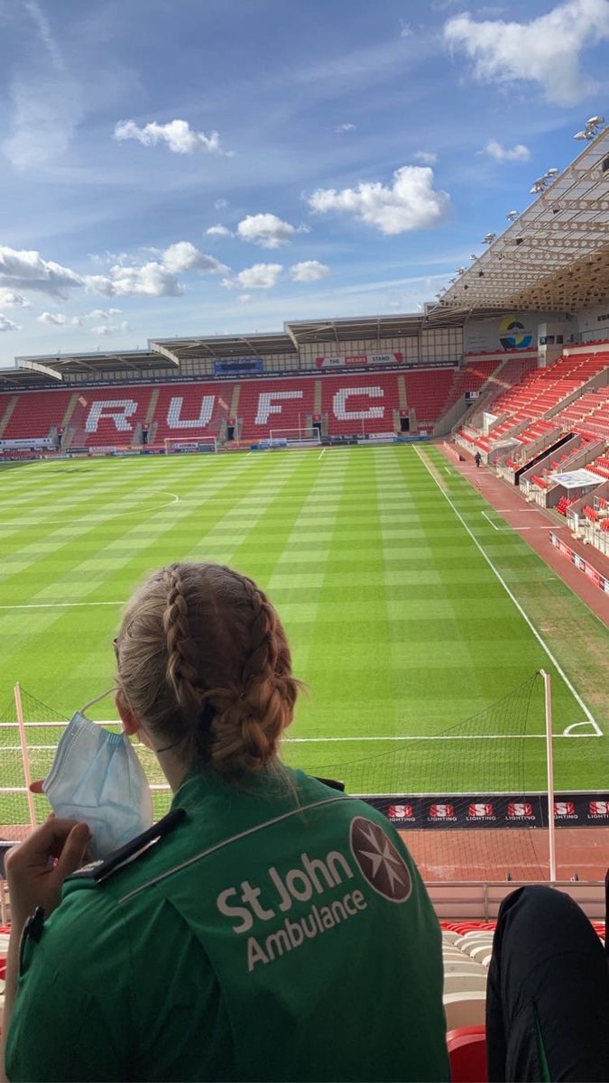 Yesterday I had the opportunity to do some moving and handling CPD with my unit/district to prepare for <a href="/UEFAWomensEURO/">Now @WEURO 📲</a> at Rotherham this July! It was great fun and was followed by a duty at the stadium after! #sja #sjacadets #stjohnambulance