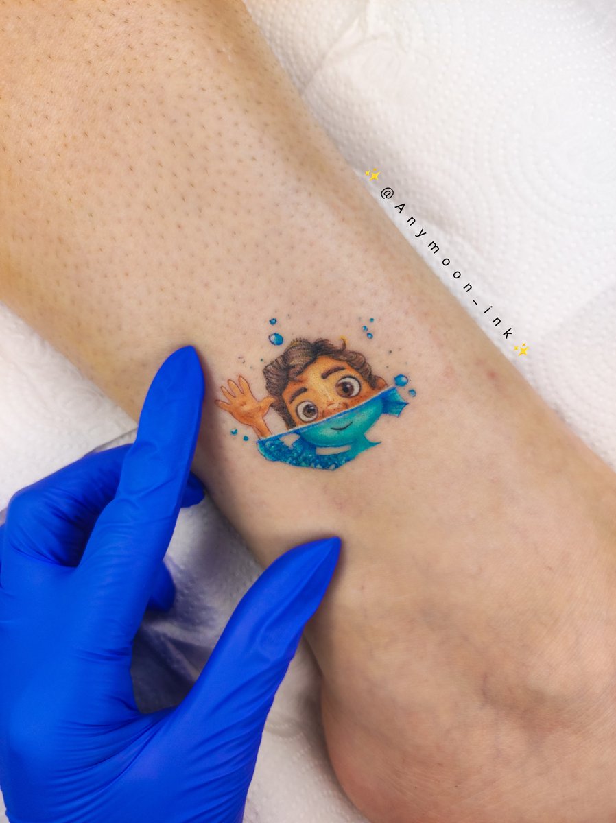 Anymoon_ink's tweet photo. Óia o nenê ❤️❤️ Luca 🌈 do filme lindo de fofo da #Disney ❤️❤️
#anymoon #tattoo #tattoos #tatuagem #TattooColour #tatuagemcolorida https://t.co/6h62ub5pZj