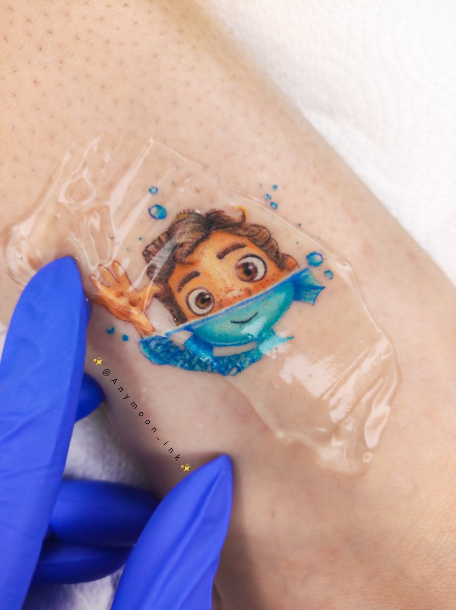 Anymoon_ink's tweet photo. Óia o nenê ❤️❤️ Luca 🌈 do filme lindo de fofo da #Disney ❤️❤️
#anymoon #tattoo #tattoos #tatuagem #TattooColour #tatuagemcolorida https://t.co/6h62ub5pZj