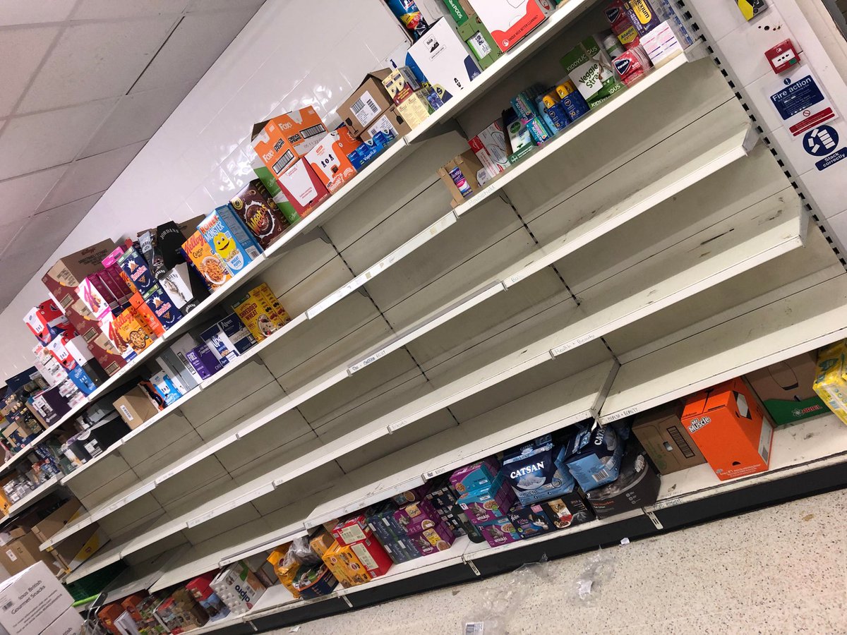AlexG151's tweet photo. Oh what a day at #coopCastlePark  @HollieTagg has done an amazing job of working the backstock clearing most of it ready for this weeks deliveries!! #mycolleaguesarebetterthanyours #workbestie #Centralenglandcoop  @NickWillkinson @jamesbarkercoop #becooperative https://t.co/kzRGzpDl5L