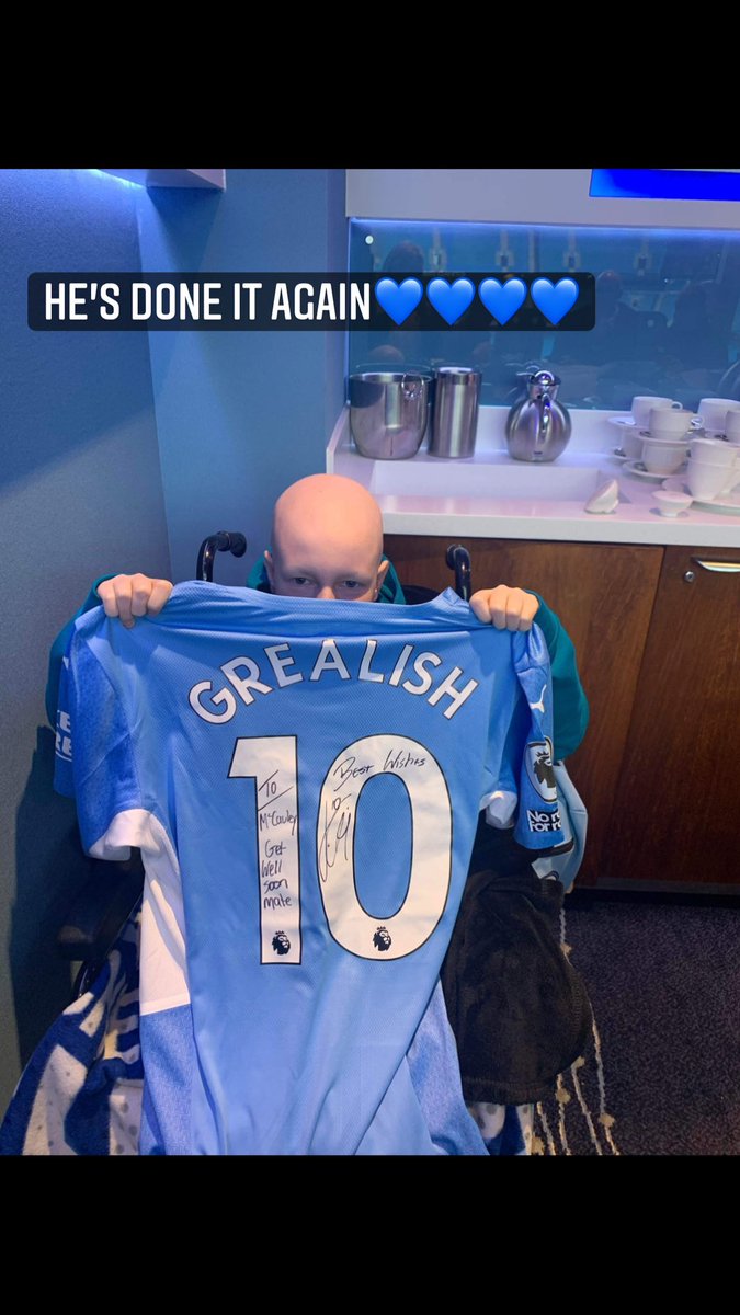 NickyHoward2's tweet photo. Massive thanks @JackGrealish made my little brothers day again. #macauley #makka #ManCity #jackgrelish https://t.co/uhHWdka5cY