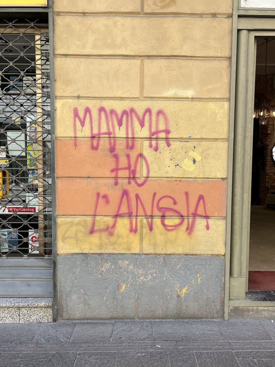 _santacecilia's tweet photo. my 2 moods: https://t.co/gR93WcFouo