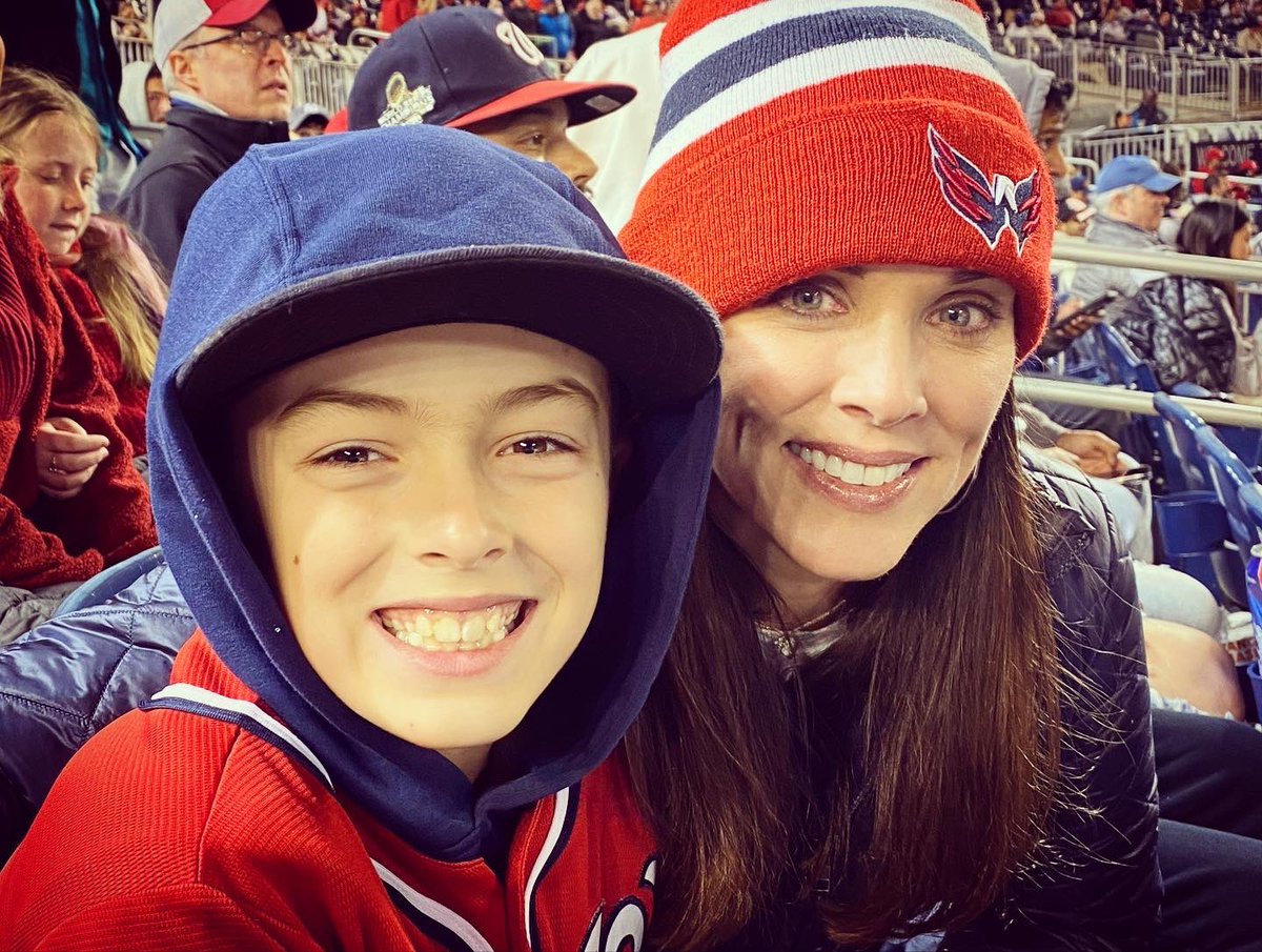 DaffneiRiedel's tweet photo. April, 2022:πΈβΎοΈ @Nationals opening weekend!πΈπ₯ΆβΎοΈπΈβΎοΈ#lifewithJR #Nationals #NATITUDE #baseball #OpeningDay2022 #Nats #MOB #MLB #lovethejerseyπΈ #boymom #Nationals #April2022 #DCinAprilπΈ https://t.co/D7uvzvsabL