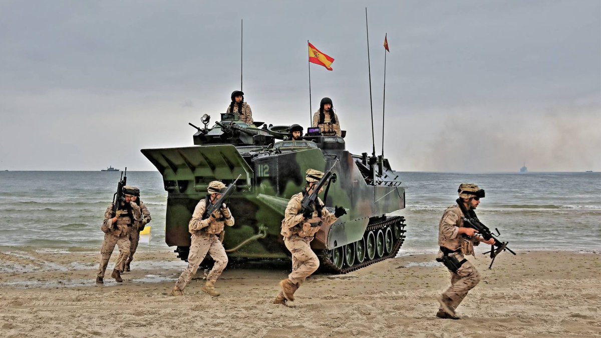 elmancodeBacoor's tweet photo. #Infanteriademarina #armada #SHMR (Si hay Morsa retuiteo) https://t.co/7OWF5prVps