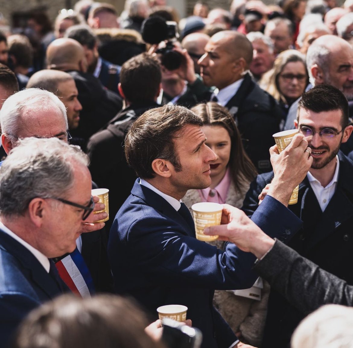 SANTÉ 🍾 #presidentielles2022 #macron