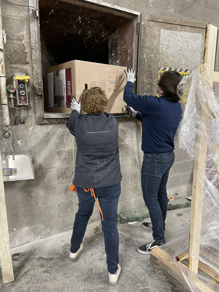 #SafetySelfieNP #SafetytakeseveryONE Great job modeling safe behaviors Donna and Sean by team lifting with gloves ON! <a href="/Rana_Marrie/">Rana J</a> <a href="/jasontb1924/">Jasontb1924</a> <a href="/tyler_schumm/">Tyler Schumm</a> @GarganoTom <a href="/KellyConnors7/">Kelly Connors</a>