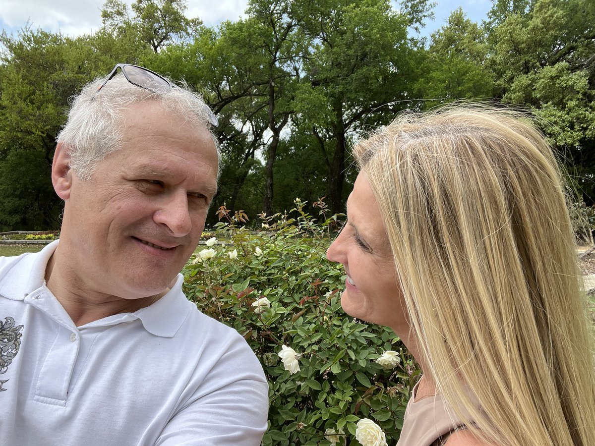 serenity64160's tweet photo. Nothing is more romantic than to walk hand in hand with my lovely @StephanieLinae amongst other flowers… 🪸🌹🌻🪢♥️ https://t.co/Iep1ySRVXl