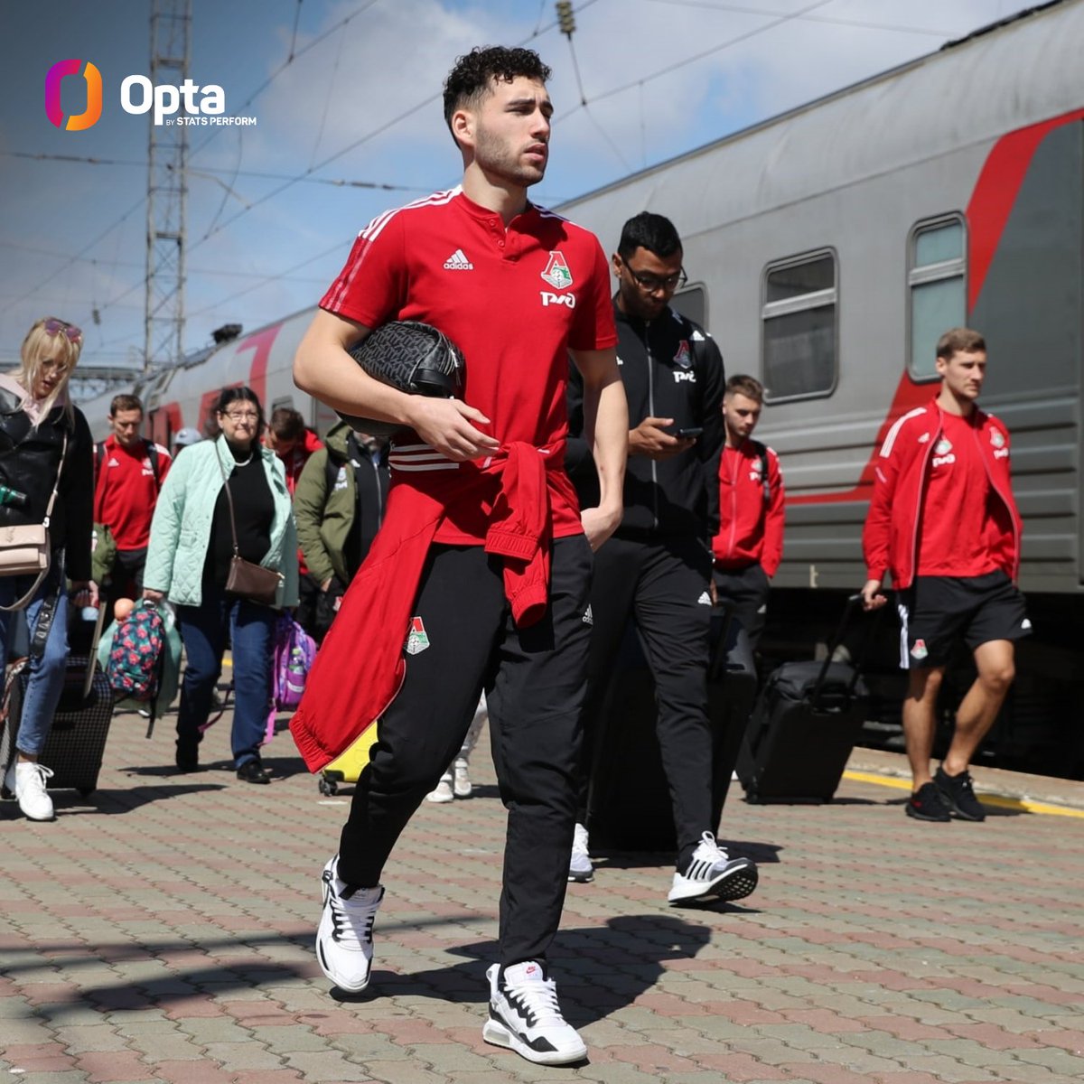 7 - Lokomotiv have received seven red cards in the RPL this season, more than any other team in the league this term. They last received more red cards in a single season in 2010 (10). Discipline.