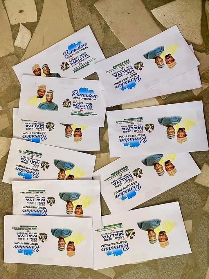 SenBarau's tweet photo. Sanarwa Ta Musamman!!  Ranar Talata 12th April Idan Allah Ya Kaimu Za’a Kaddamar Ta Bawa Daliban Jihar Kano Guda Dubu Ashirin 20,000 Tallafin Azumi Daga Sen. Barau I. Jibrin Maliya A Karkashin Jagorancin Comr. Yahaya Usman Kabo Shugaban Daliban Jihar Kano.  Daga: Usman Bello A https://t.co/d2LVQKwDfH