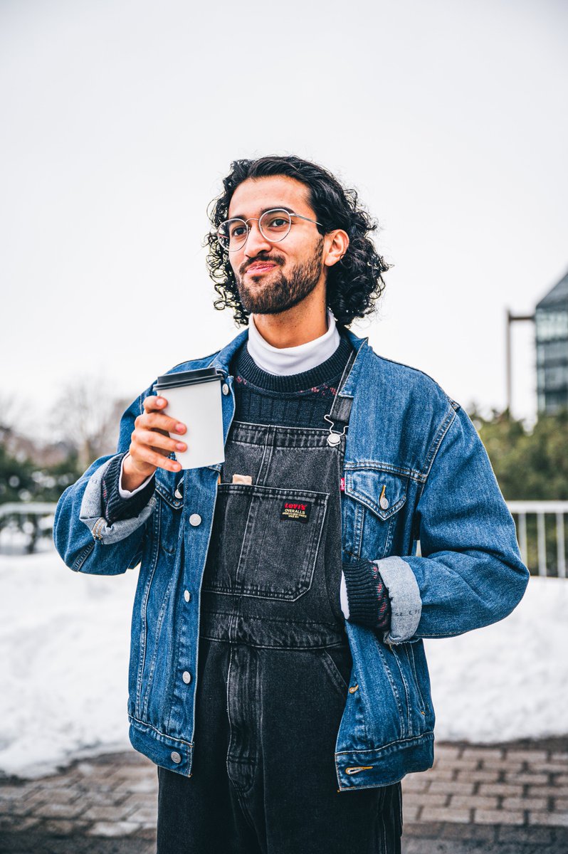 Ben_Amaral's tweet photo. David here was standing outside the National Gallery of Canada here having himself a tea and absolutely rocking it with the all jean, I thought it was the coolest thing and I knew I had to photograph him.
#portraitphotography #ottawamodel #nationalartgallery #ottawaphoto https://t.co/YeVtcVVYp7