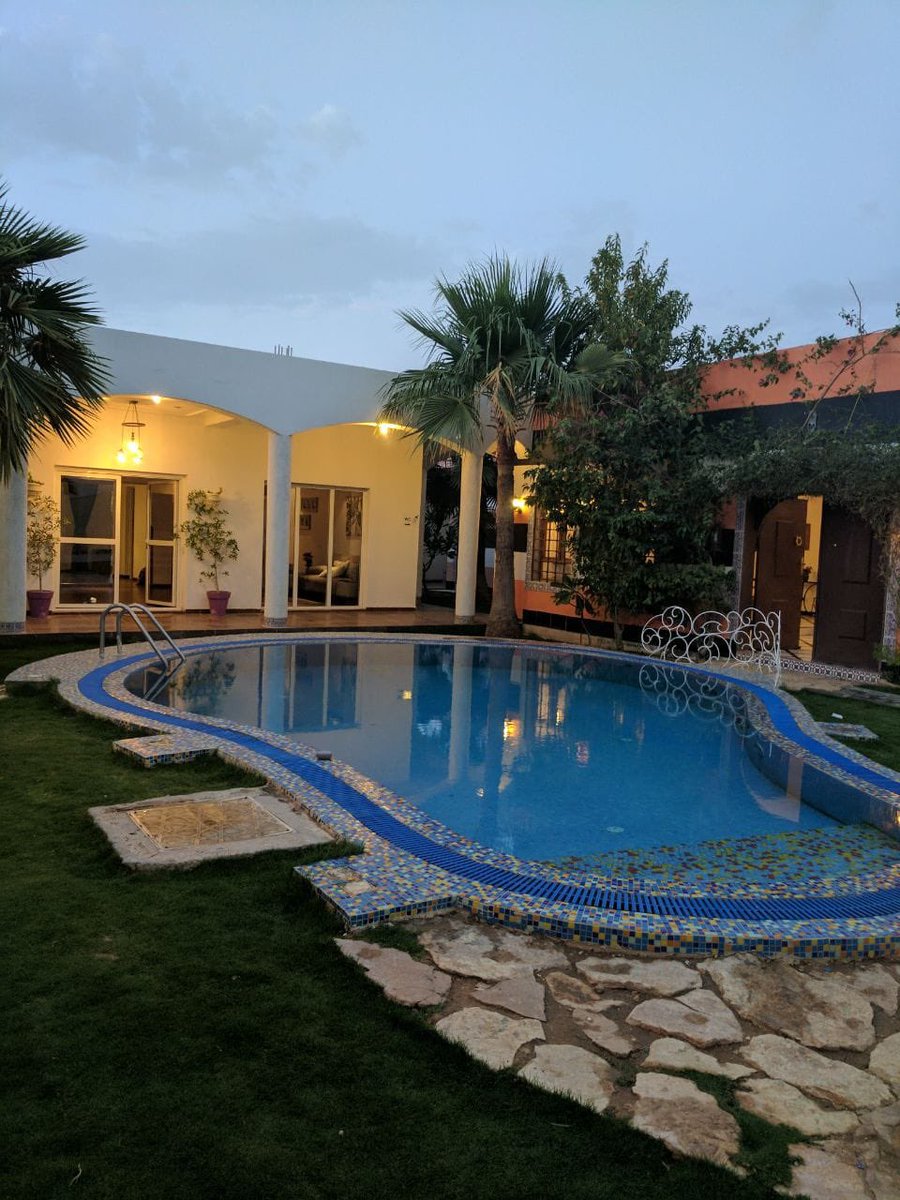 joqn11's tweet photo. @Ruh_Rd شاليه مينت 💦 متعه لن تنساها 🌴 https://t.co/lJZAUIssof