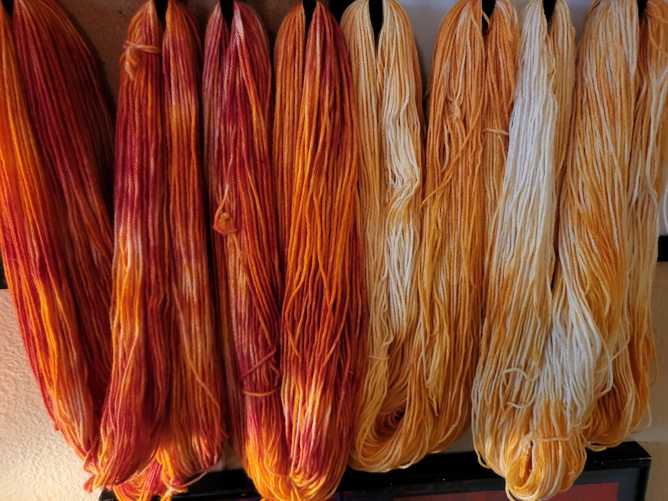 YarnsWild's tweet photo. Dyed and Drying!
Left: 100% Superwash BFL DK
Right: Merino Bamboo Silk Blend Sock
Both available soon at https://t.co/n1sdUVu7p0
#yarnlove #knittingtwitter #indiedyed #handdyedyarn #MHHSBD #crochetersofinstagram #crochettwitter #knittersofig https://t.co/qBBQj2j1aE